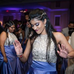 Meet your Posher, Em